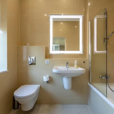 Luster I Obrazow Appartement Varsovie